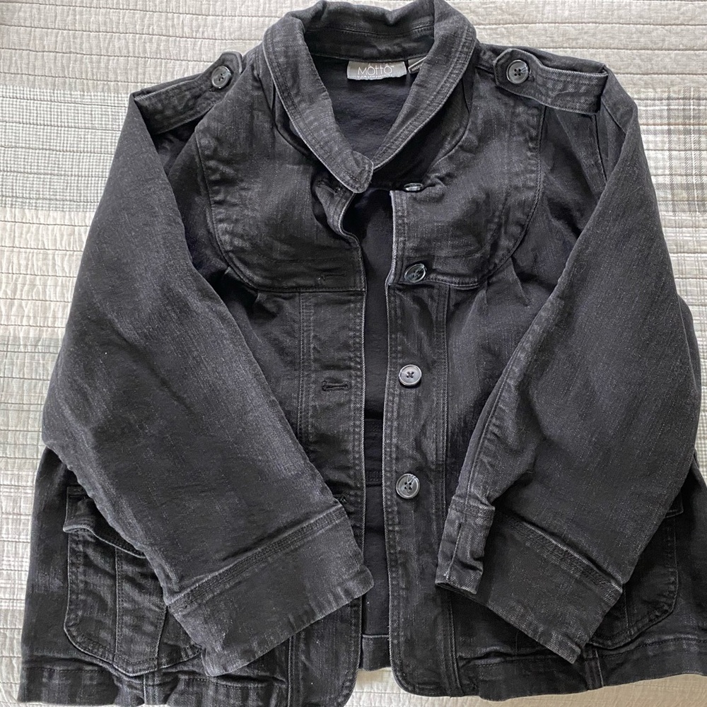 Motto brand XL black denim cropped jacket.